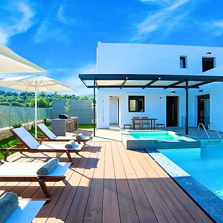 Perla With Heated Pool Villa