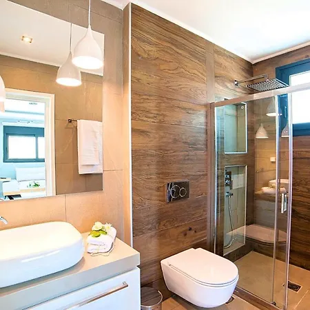 Perla With Heated Pool Villa